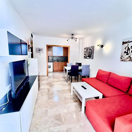 Ventura Park B4 0 Apartment ซาลอว์ ภายนอก รูปภาพ