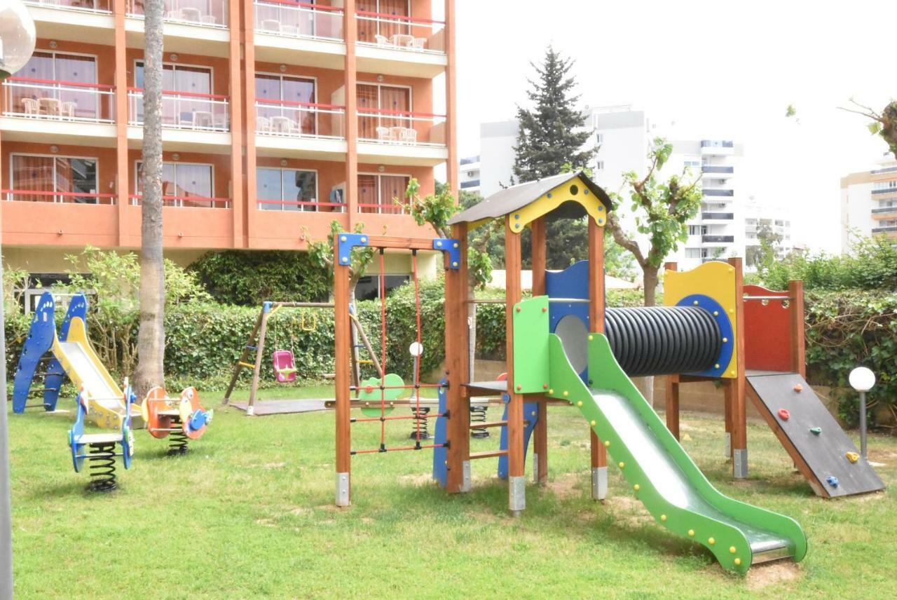 Ventura Park B4 0 Apartment ซาลอว์ ภายนอก รูปภาพ